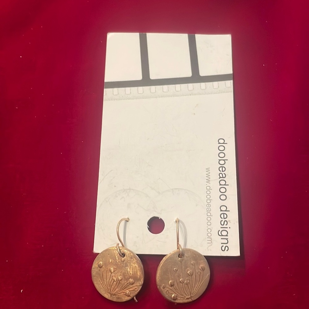 Doobeadoo Design Earrings by Jackie Schubbe